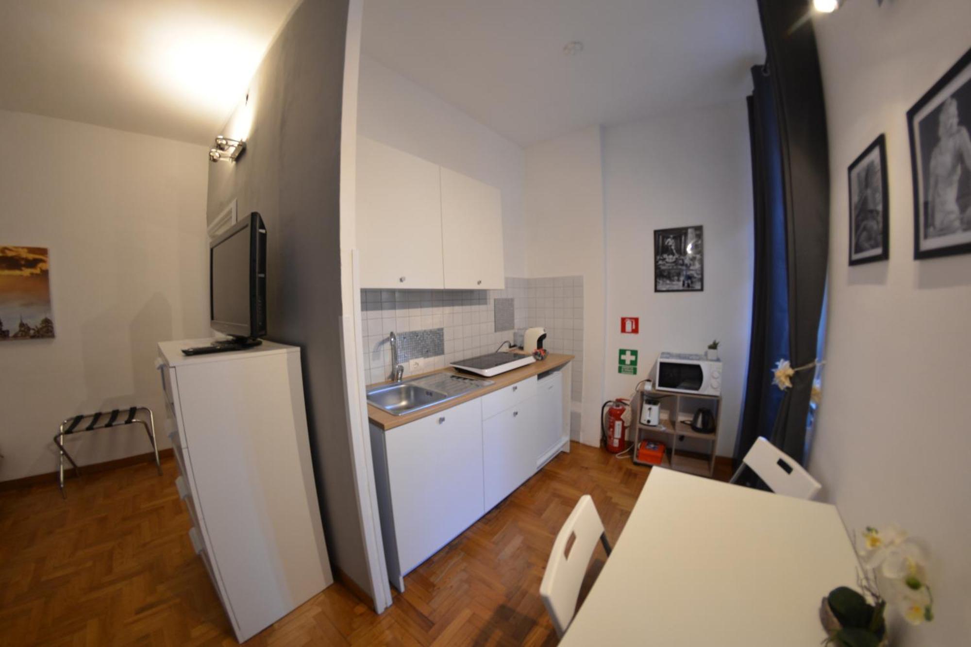 Charme De Rome Vatican Apartment ภายนอก รูปภาพ