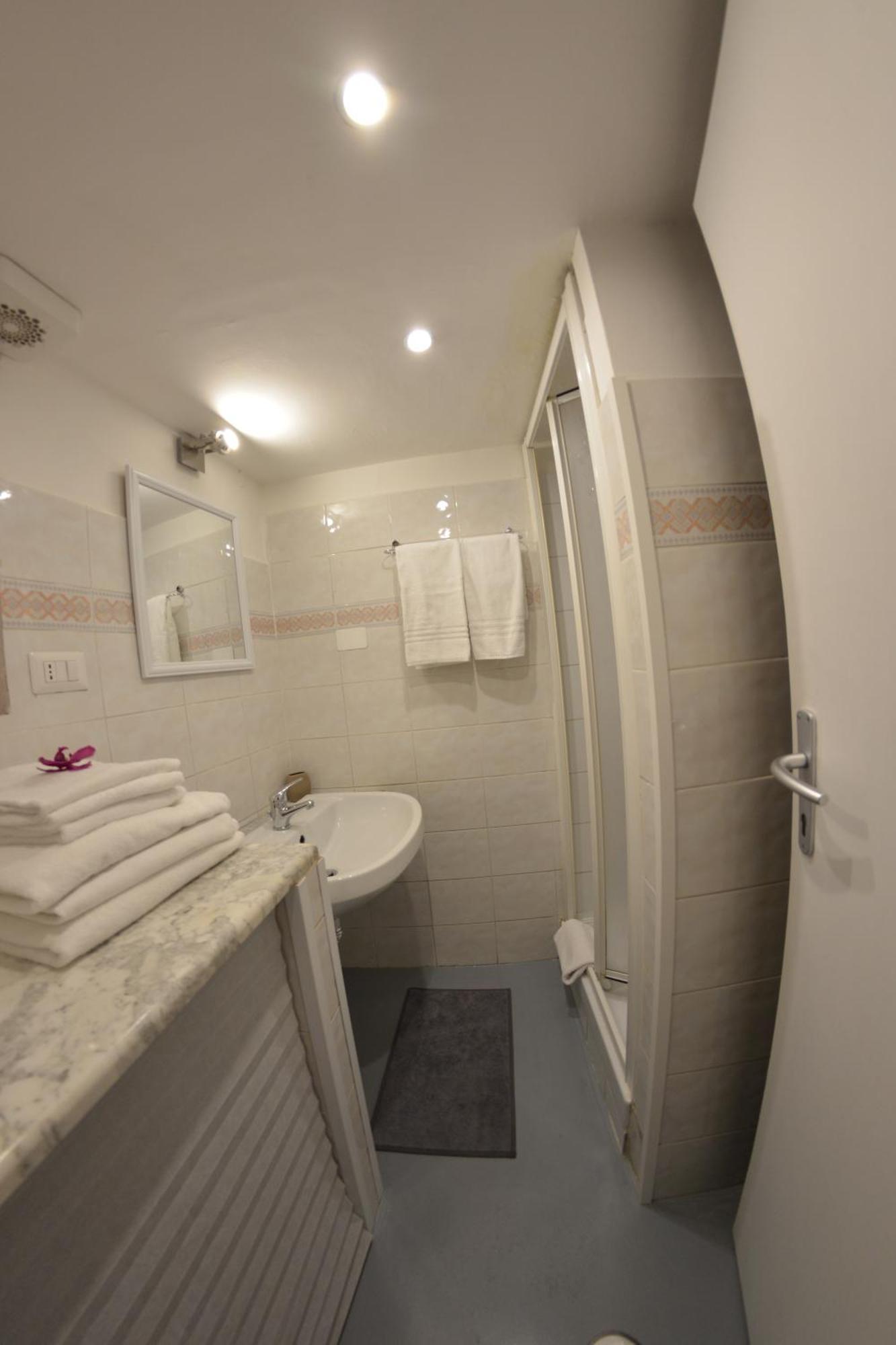 Charme De Rome Vatican Apartment ภายนอก รูปภาพ